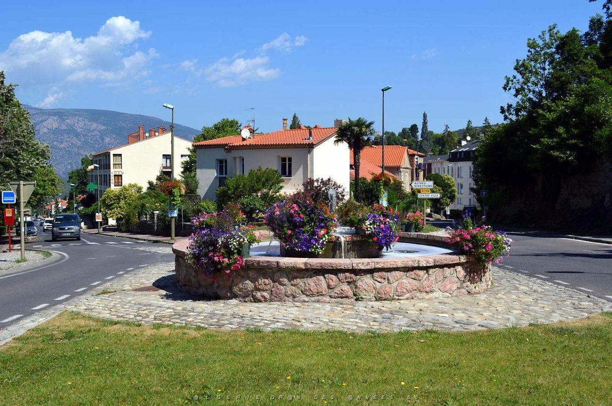 1 VERNET LES BAINS - PO - LE VIILAGE (63).JPG